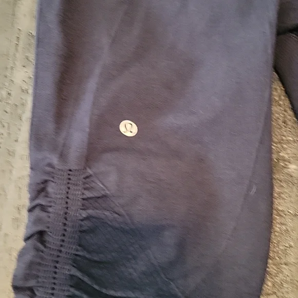 Lululemon In the Flow II Crop Ruched Pants Size 4 - Picture 3 of 9